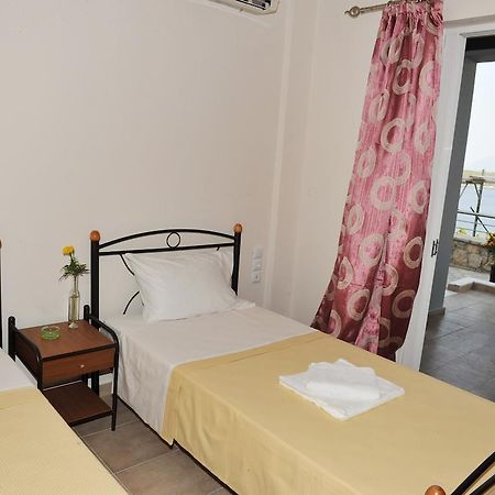 Lemon Tree Villa Nydri  Room photo