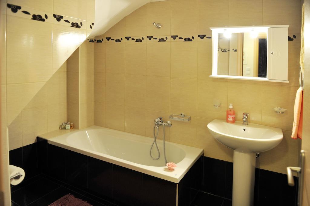 Lemon Tree Villa Nydri  Room photo
