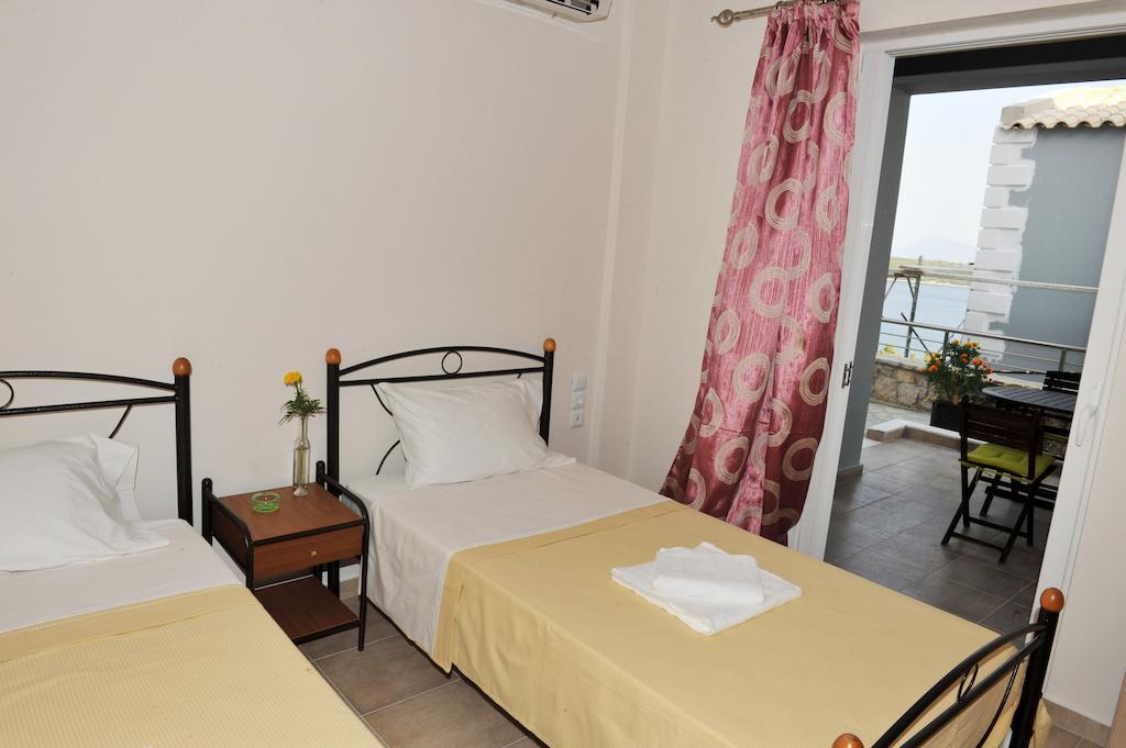 Lemon Tree Villa Nydri  Room photo